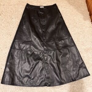 KanCan Stylish Casual Black Womens Faux Leather Button Long Skirt Size Medium